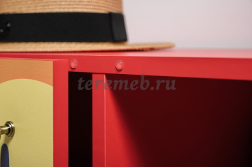 Тумба под ТВ Кармин 16.230.03, Материалы: ЛДСП; ПВХ; ДВП; Металл, Цвет: Белый шагрень/Красный