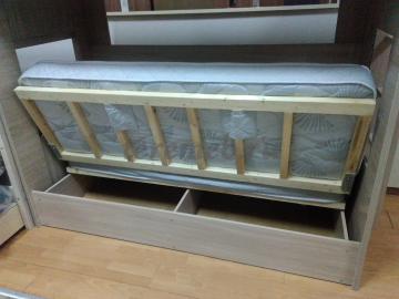 Кровать двухъярусная с диваном Массив для покраски, цена 19800 руб. - фото товара, ракурс 2