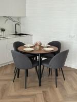 Обеденная группа: Стол раздвижной Универсальный круглый (чёрный) + Стулья Элион (чёрн.)
