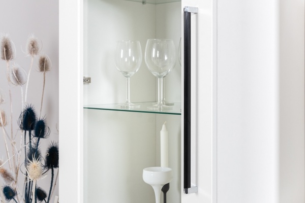 Шкаф-пенал Валенсия  13.218